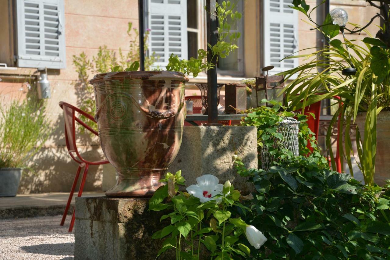 Les Passiflores Grasse Exteriör bild